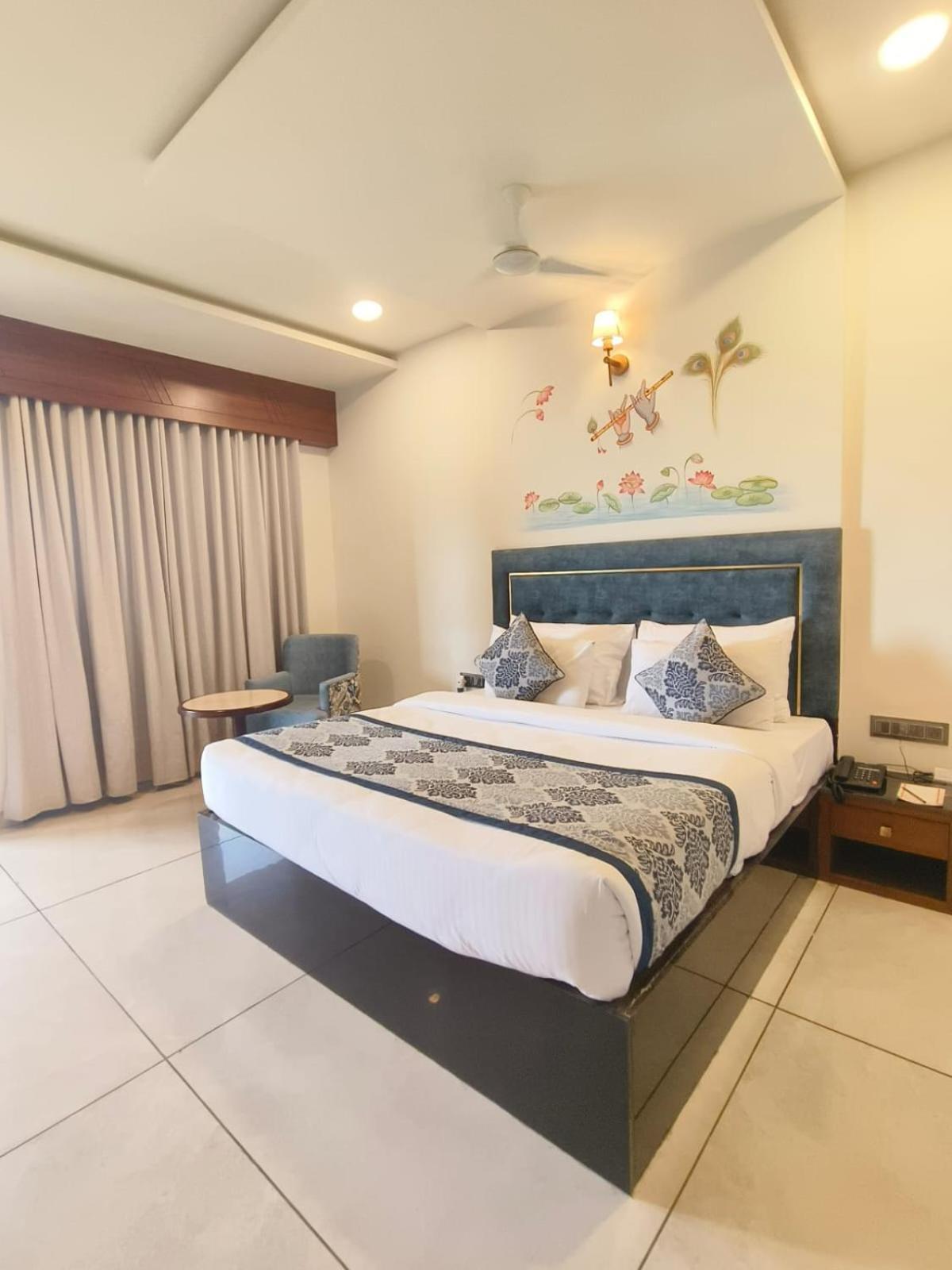 Traavista Aravali Mahal Hotel Udaipur Kültér fotó